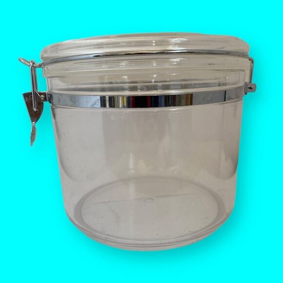 Clear Plastic Airtight Food Storage Container With Locking Lid & Metal Clamp - Picture 2 of 8
